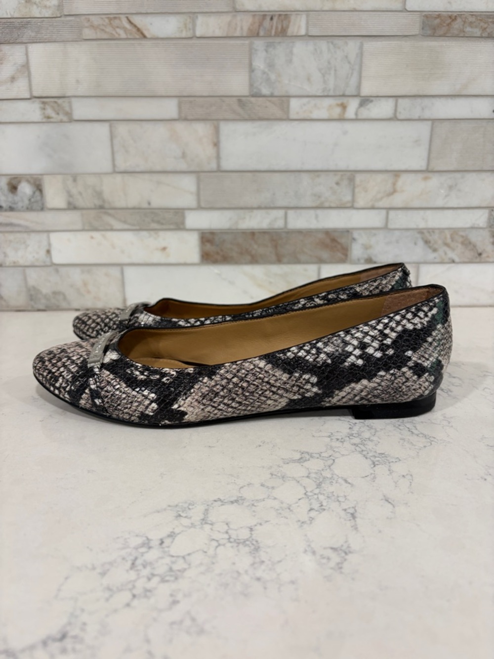 Ralph Lauren Snake-Print Almond Toe Ballet Flats in Black and Cream Sz 6.5B